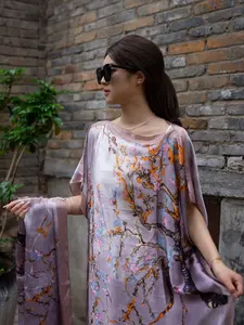 Silk-Printed Long Abaya with Hijab, Loose Abaya, Ideal for Beach, Sun Protection, Daily Wear, Stylish and Comfortable, Perfect for Summer