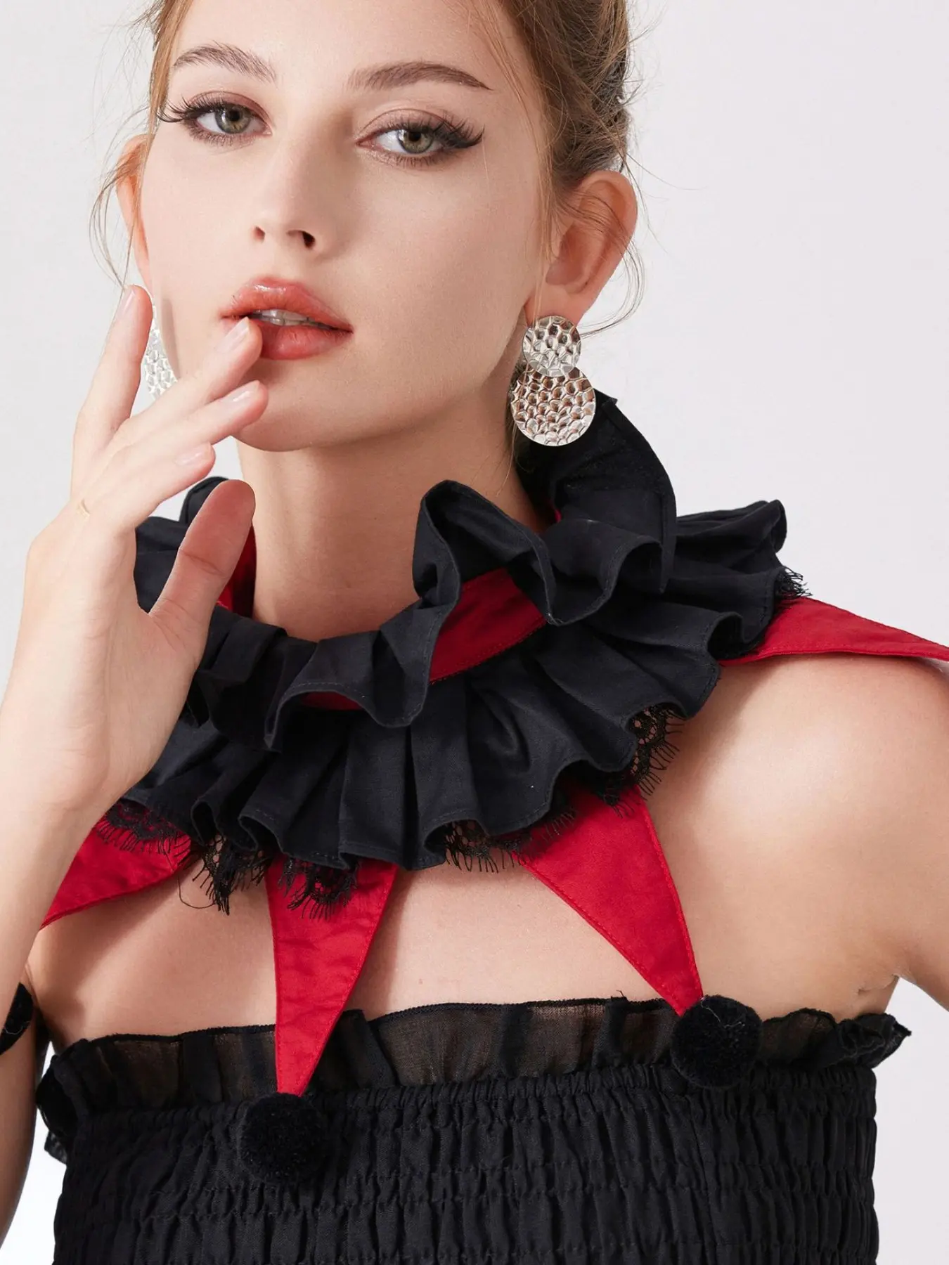 Halloween Clown Collar, and Patchwork Lace Cape, Fun Role-Play Neck Scarf with Pom-Pom Decoration, Costume Accessory