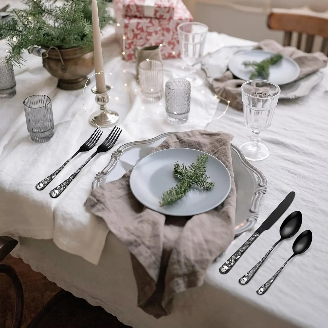High-Quality Stainless Steel Flatware Set with Skull and Rose Patterns, Mirror Polished Silver Color Cutlery, Perfect Gift for Dark Rock Lovers, Tableware