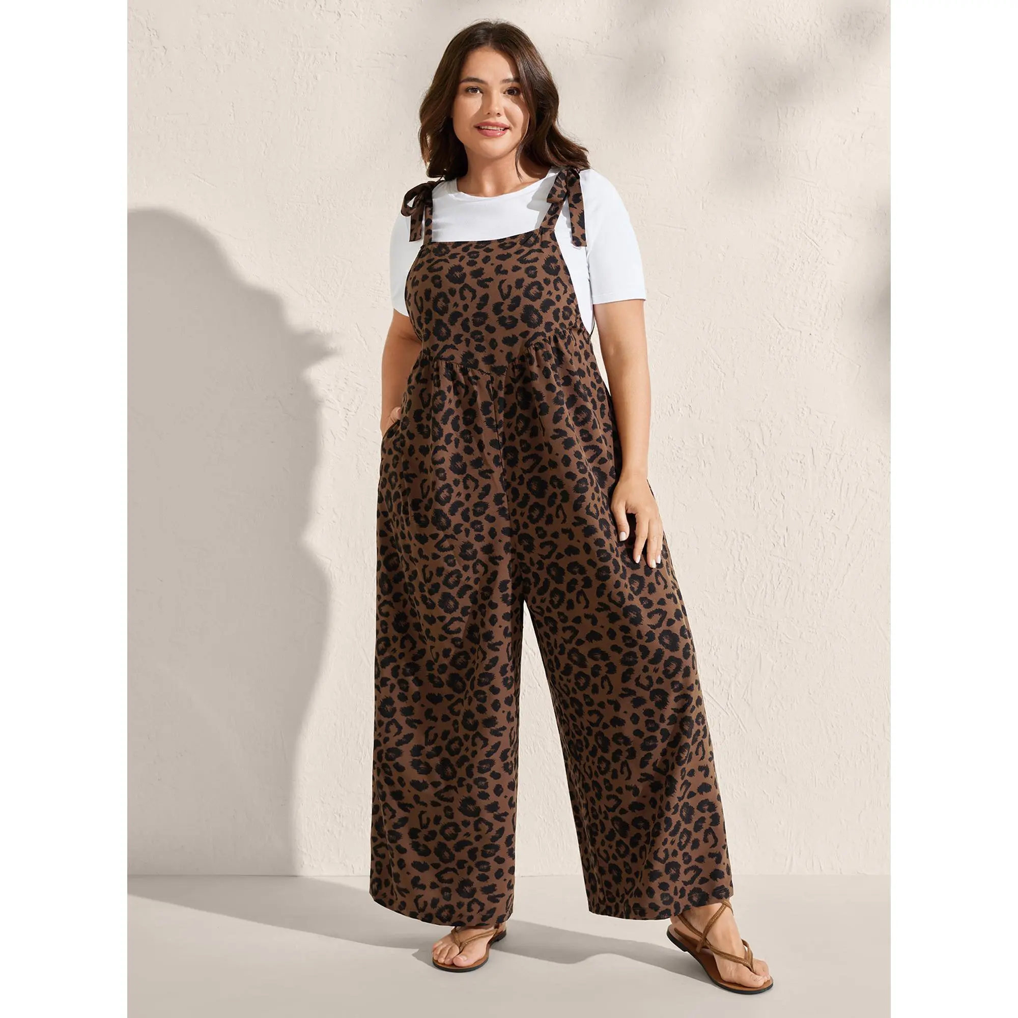 BloomChic Plus Size Women's Sleeveless Leopard Print Relaxed Fit Overalls - Shirred Shoulder Straps, Pockets, Stretch Fabric, Machine Washable Stylish Wear, M-6X, Relaxed Fit Overall，SohoChic