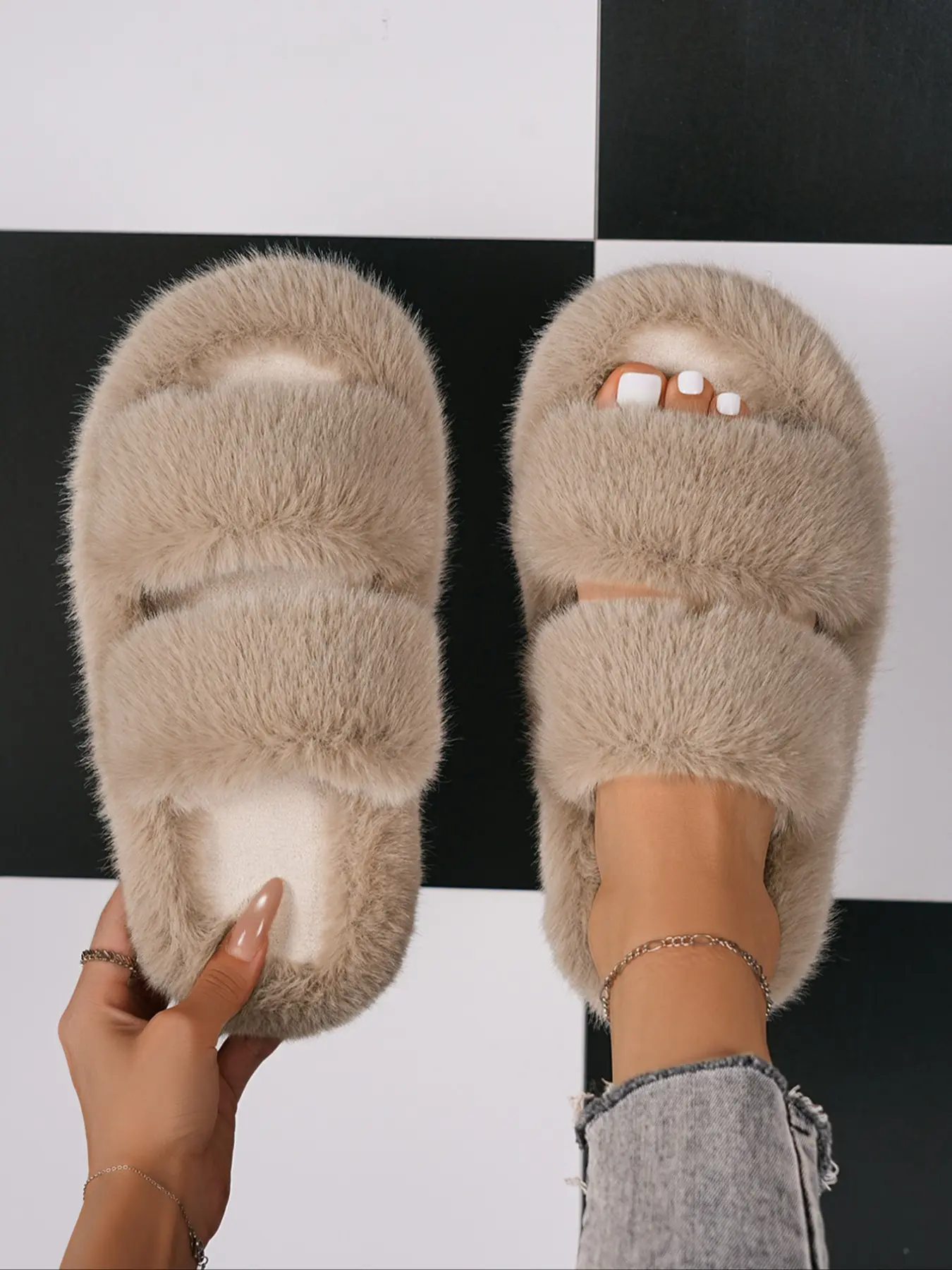 Women's Double Straps Fluffy Faux Fur Slide Sandals, Open Toe Slip On Platform Flat Mules, Plush Soft Cushioned Insole Footwear, Non-Slip Lightweight Indoor Outdoor Slippers, Fashionable Soft Slippers, Fur Slides