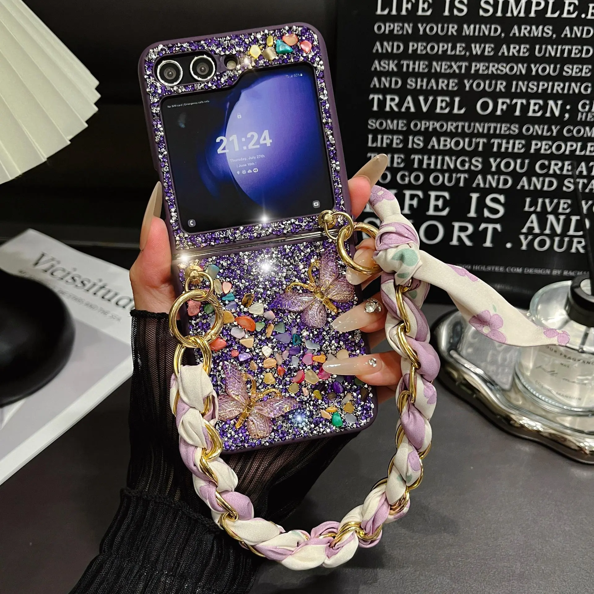 Compatible with Z Flip 7/6/5/4/3 |   Shining Rhinestone Butterfly Decoration, Practical Silk Scarf Wrist Strap for Daily Use HNZ0014