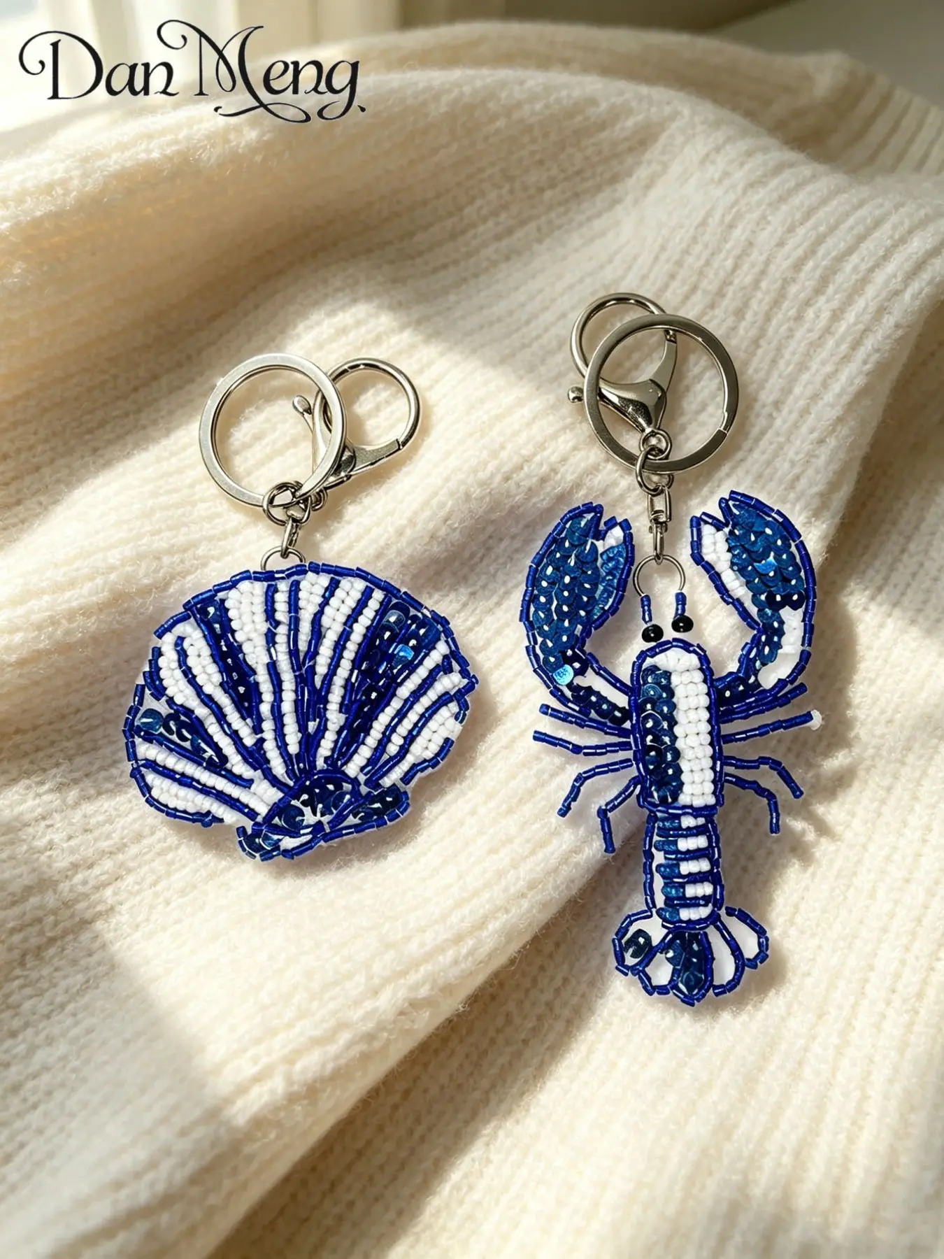 Summer Vacation Style Blue Beaded Lobster Shell Bag Pendant, Handmade Bead Embroidery Backpack Charm, Versatile Bag Accessory, Bag Pendant Keychain