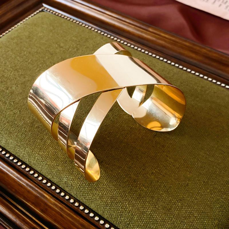 Silver Wide Cuff Bangle for Women, Minimalist Open Cuff Bracelet, Chunky Statement Jewelry for Daily Wear & Party Silver Wide Cuff Bangle for Women, Minimalist Open Cuff Bracelet, Chunky Statement Jewelry for Daily Wear & Party