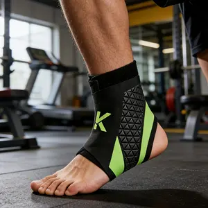 1 pair High Quality Adjustable Compression Ankle Support Brace. Breathable And Sweat-Absorbing Ankle Support Socks, Professional Lightweight Ankle Brace for Men And Women, Suitable for Running Basketball Hiking And Outdoor Cycling