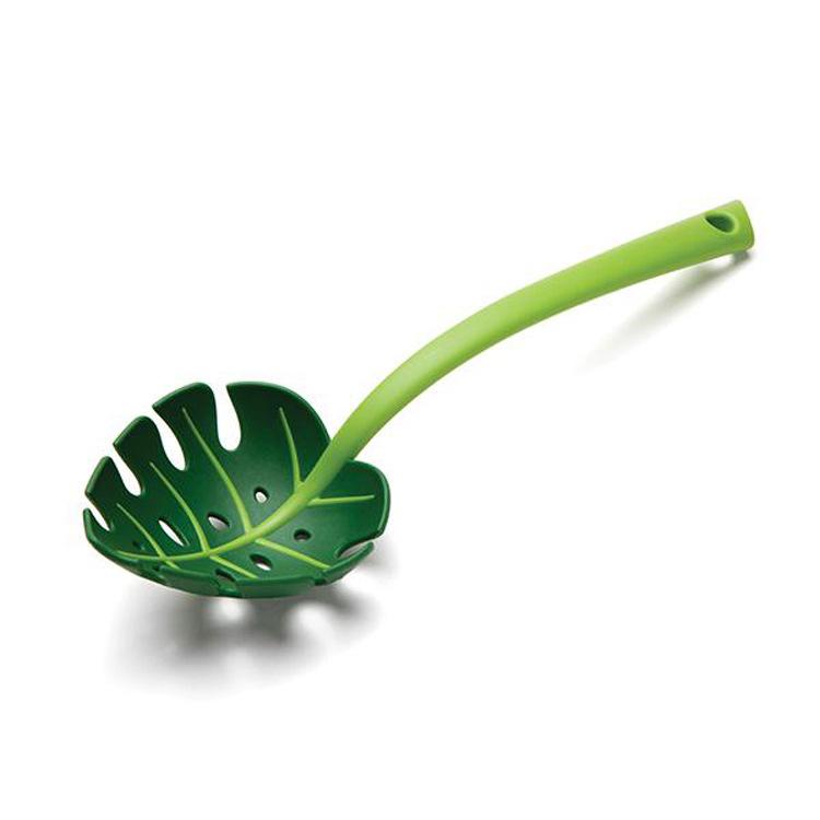 Creative Monstera Leaf Slotted Spoon, Jungle Spoon Kitchen Utensil, Unique Green Leaf Pasta Strainer Creative Monstera Leaf Slotted Spoon, Jungle Spoon Kitchen Utensil, Unique Green Leaf Pasta Strainer