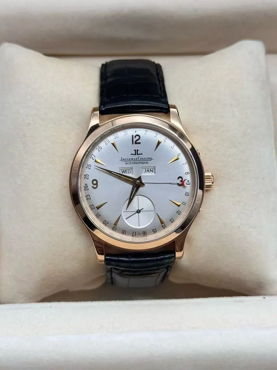 Jaeger LeCoultre Master Q147242A automatic mechanical watch, 18K rose gold, 37 mm, complete set from 1999