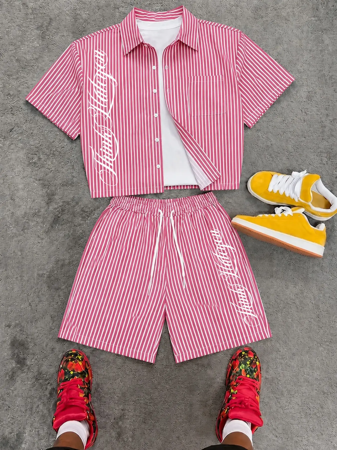 Men's Summer Short Sleeve Striped Matching Outfit Set Fashion Graphic Button Down Shirt & Casual Shorts Set Y2K Streetwear Beach Vacation Daily Wear