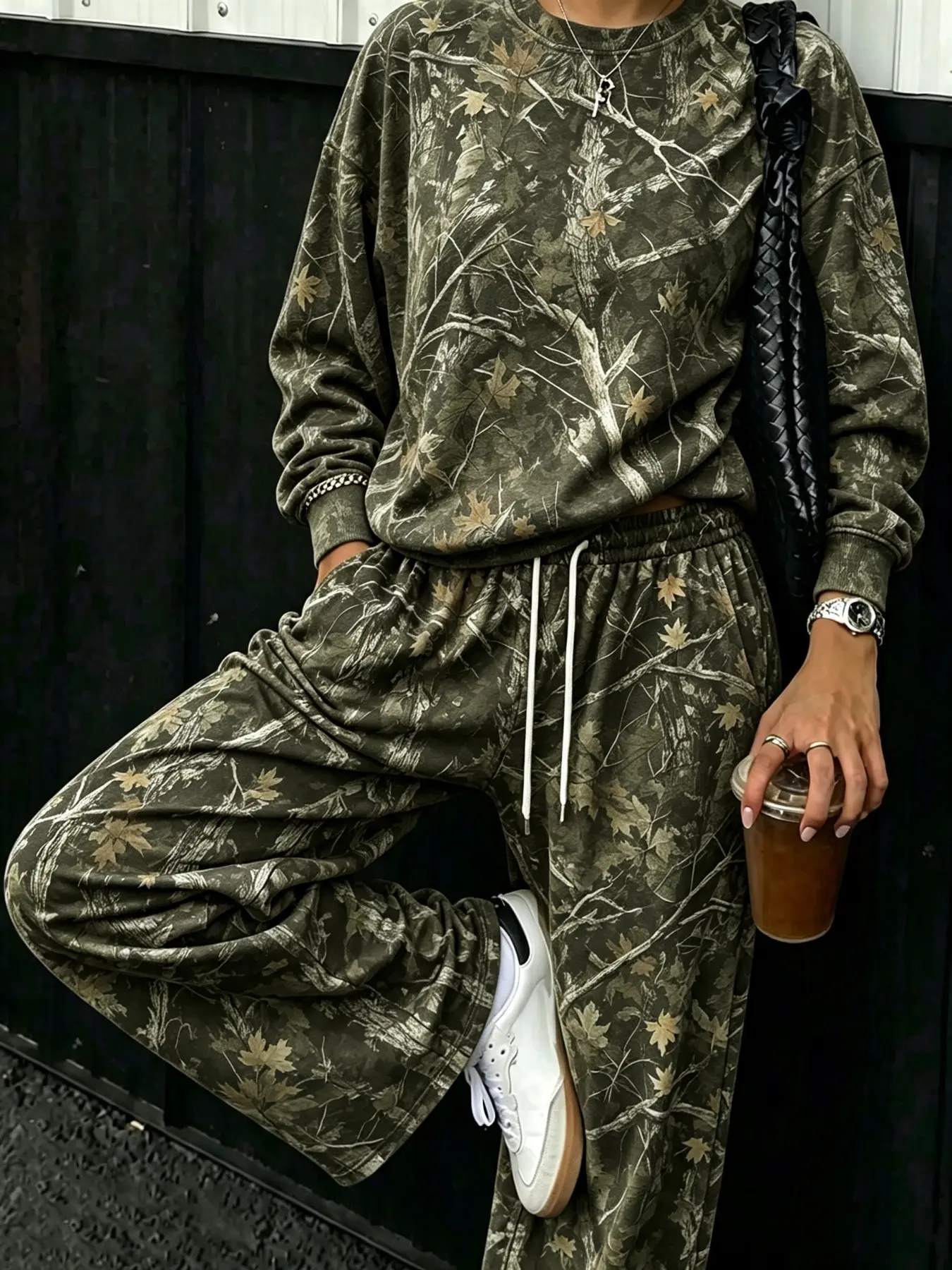 Women's Vintage Twig Camouflage Casual Set: Ribbed Cuffed Sweatshirt + Jogger Pants Two-Piece Set, Loose fit, drawstring waist, autumn leaf camo print, Suitable for streetwear, loungewear, and fall/winter styling, Soft and skin-friendly