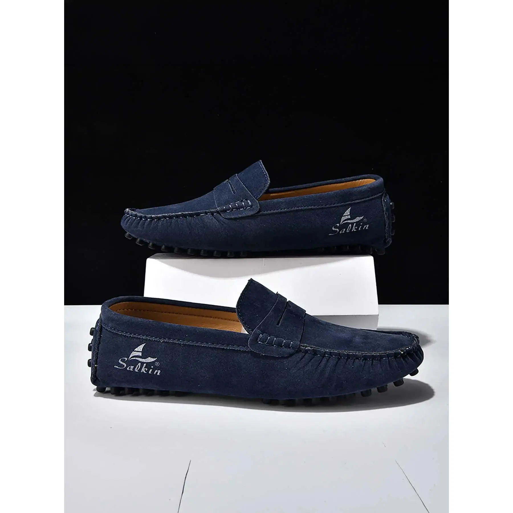 2026 2026 Men's Driving Loafers, Soft-Sole-On Moccasins, Versatile Breathable Casual Leather Walking Shoes