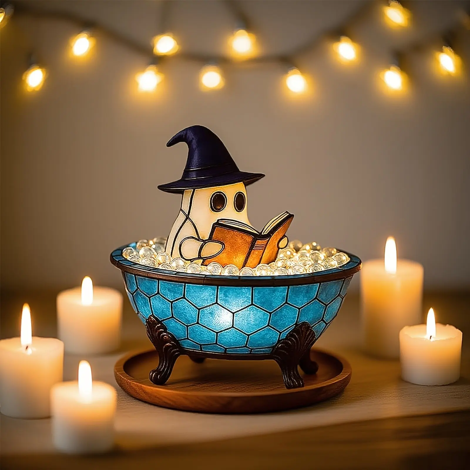 1pc ghost lamp for reading and taking a bath, novel and creative Halloween home decoration items, ghost night light for creating a Halloween atmosphere, resin handicraft decoration items, Decorative night light, Illuminated night light