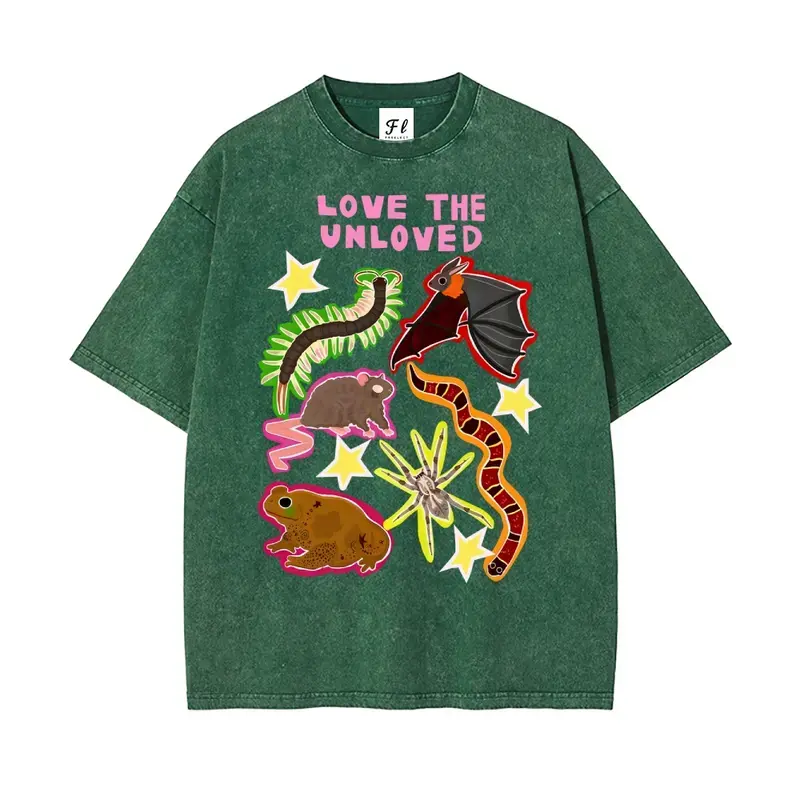 Vintage Washed Green Love The Unloved Graphic T-Shirt, Creepy Cute Odd Creatures Bug Bat Spider Frog Print Tee, Weirdcore Alt Aesthetic Oversized Short Sleeve, Retro Indie Goblincore Animal Shirt, Trendy Y2K Streetwear Casual Top For Men Women