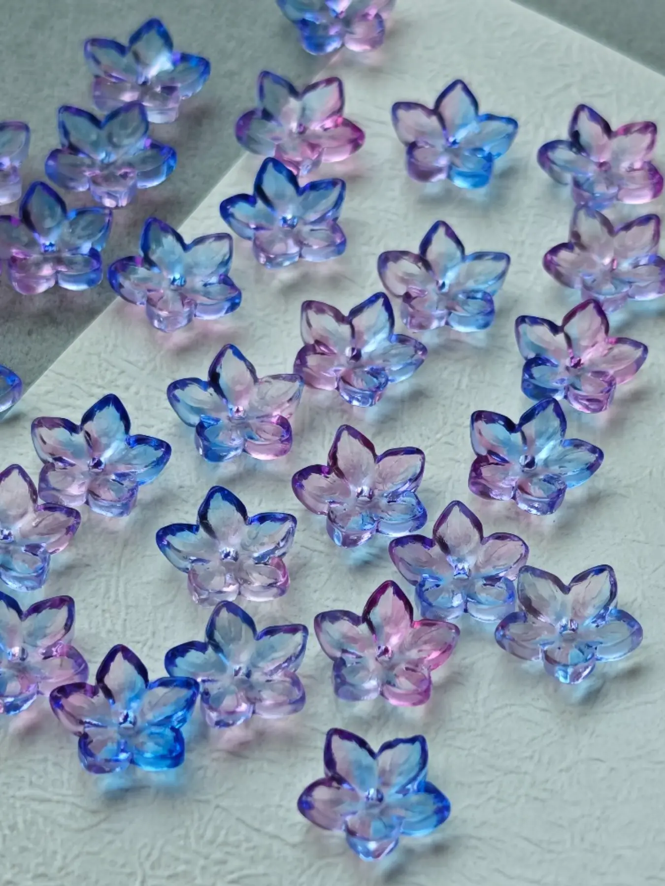 50 Blue Glass Beads, Fairy Style Lotus Flower Beads, Glass Beads For Jewelry Making, Ideal for Rings, Earrings, Bracelets, Necklaces, Home Decor, Buttons