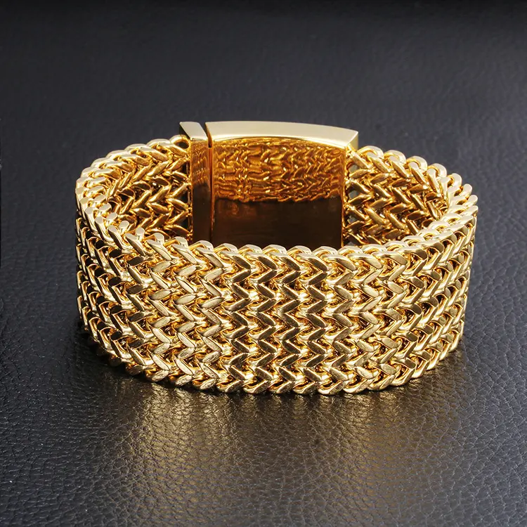 Personalized titanium steel jewelry direct sale, fashionable 12/18/30mm square fish scale men's stainless steel bracelet