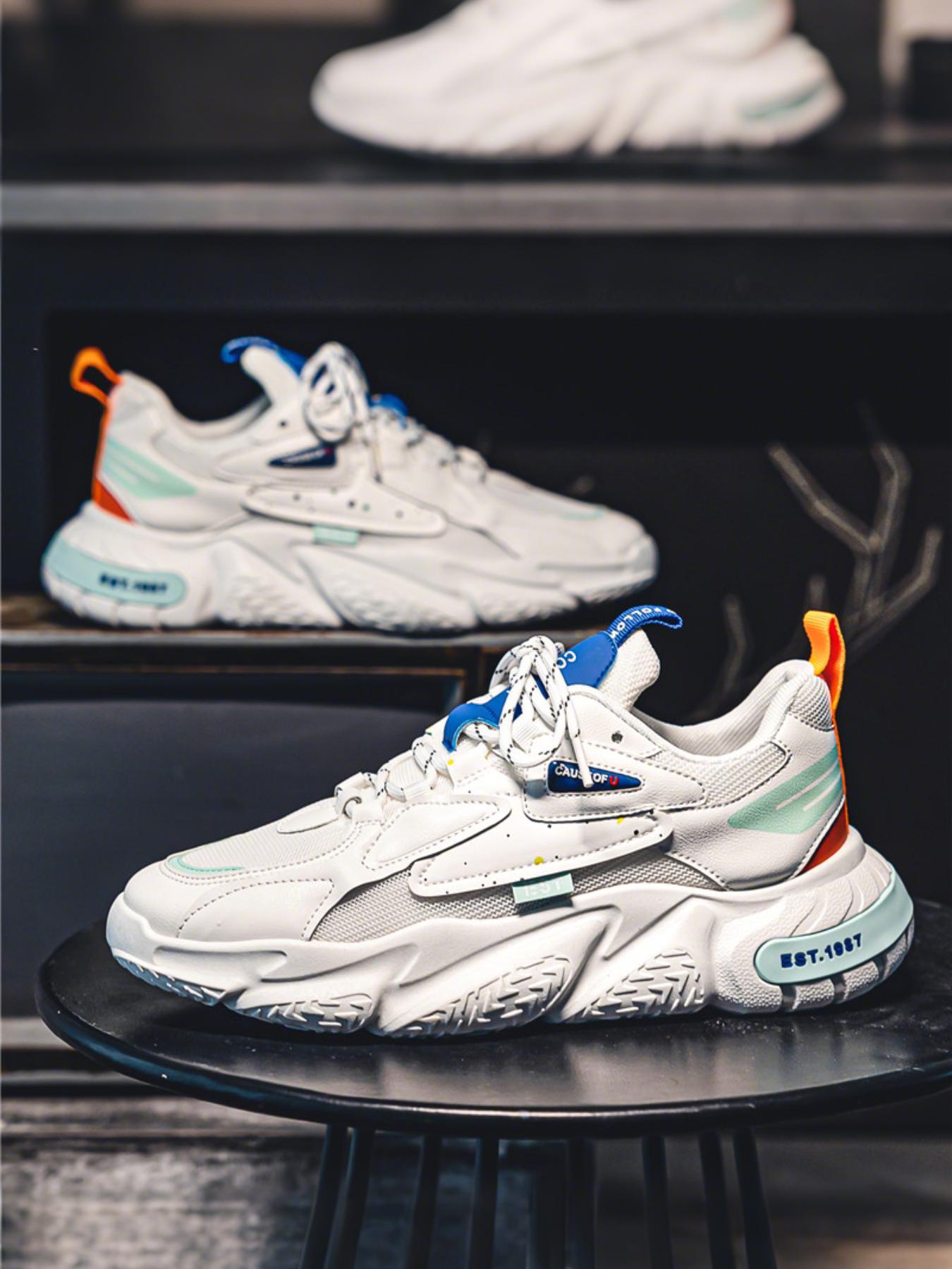 Men's Letter& Number Patched Design Lace Up Running Shoes, Casual Breathable Comfortable Sports Shoes, Male All-match Round Toe Chunky Sneakers for Daily Life, Athletic Running Shoes