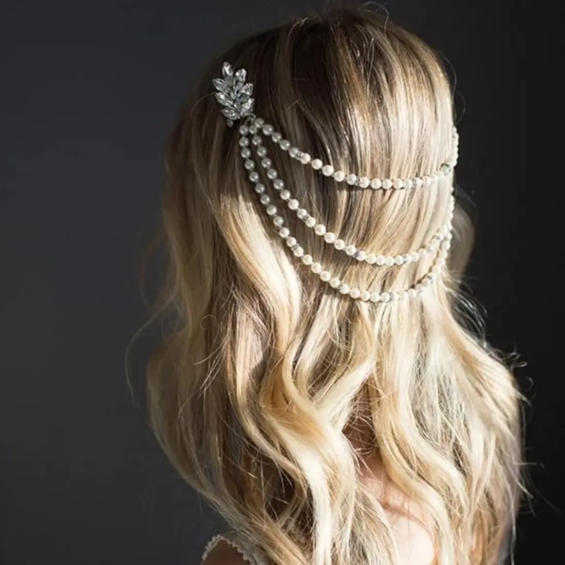 Boho Pearl Hair Chain Bridal Wedding Headpiece, Multi-Layer Pearl Rhinestone Hair Vine with Comb, Elegant Vintage Hair Accessory for Brides, Prom, Party & Special Occasion Hairstyles