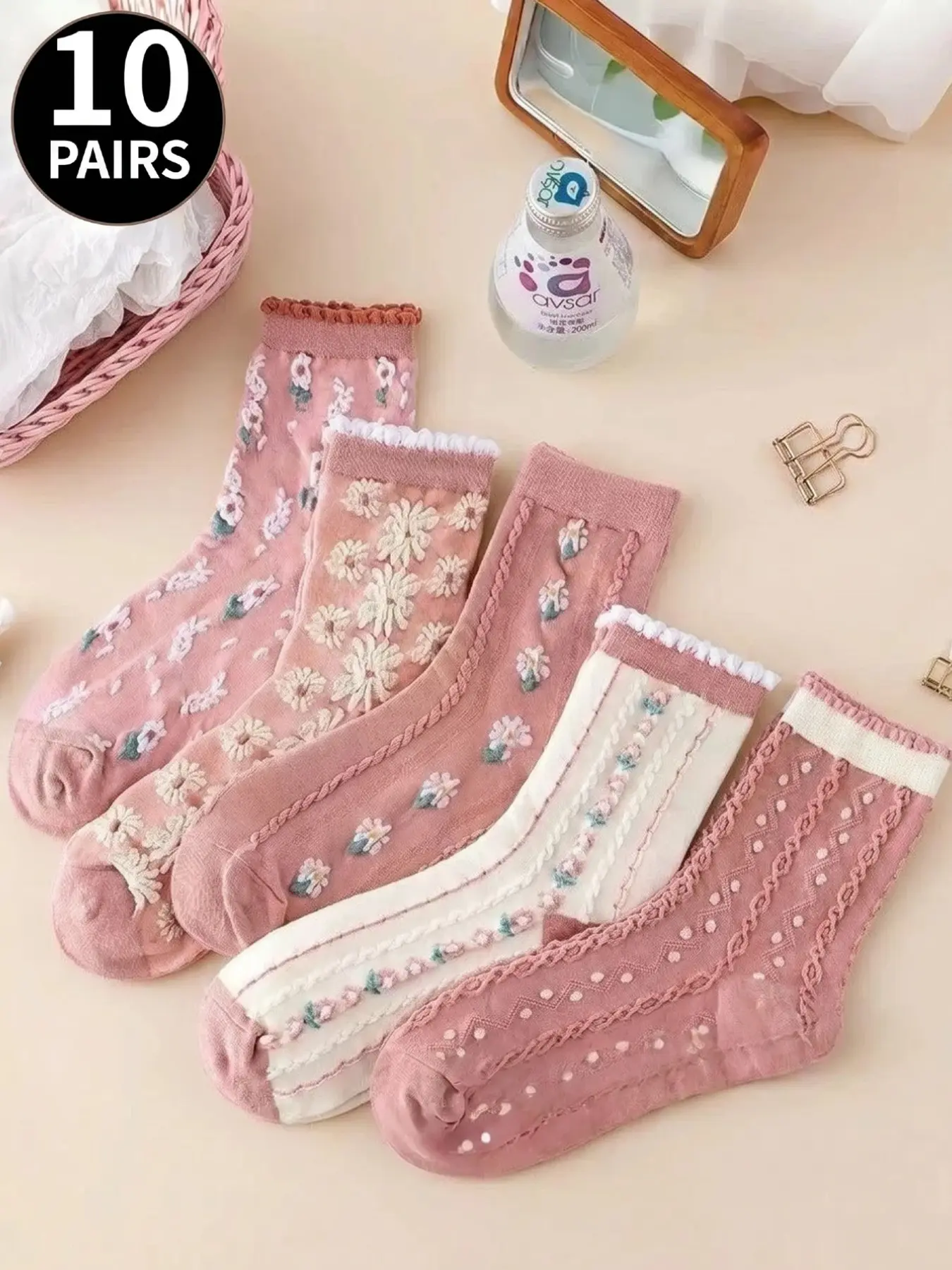 10-Pack Retro Floral Embossed Mid-Calf Socks, Knee-High Socks, Casual Socks, All Season Socks 3D Embossed Design, Everyday Casual, Simple, and Versatile Vintage Floral Socks 10-Pack