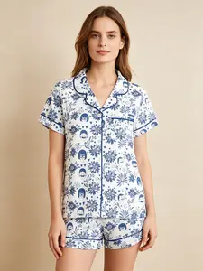 Cartoon Anime Floral Print Women's Pajama Set, Comfortable Wear-Outside Sleepwear, Short Sleeve Button-Up Top and Elastic Shorts, Casual Home Gift