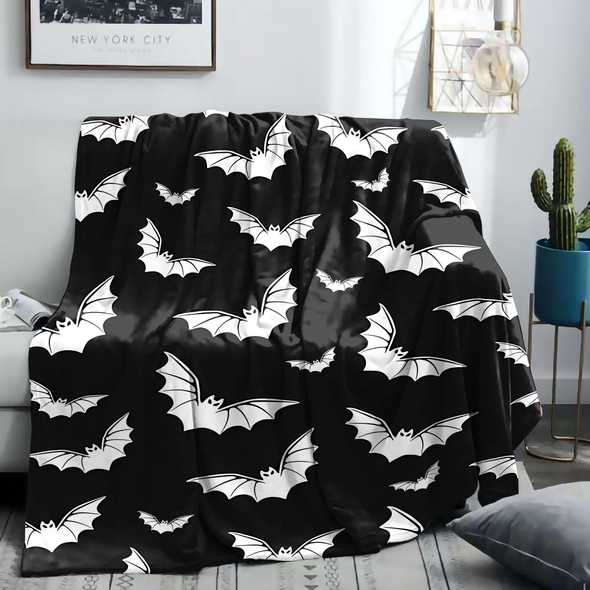 Bat Pattern Blanket, 1 Count Soft Comfortable Throw Blanket, Cool Bedroom Bedding Blankets, Napping Blanket for Home Office Camping, Halloween