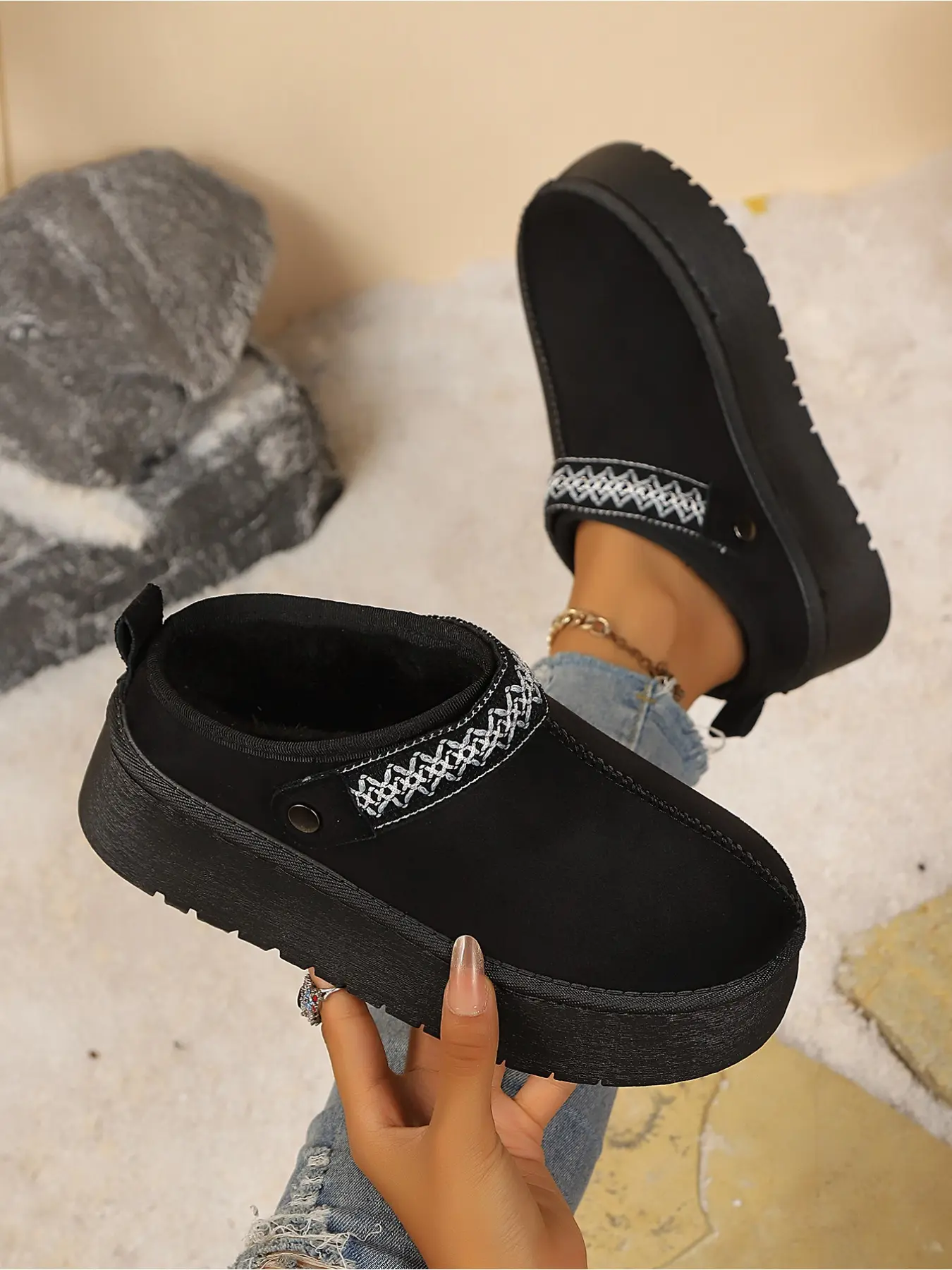 Women's Ethnic Embroidery Platform Mule Slippers, Winter Fuzzy Lined Warm Slip On Clogs