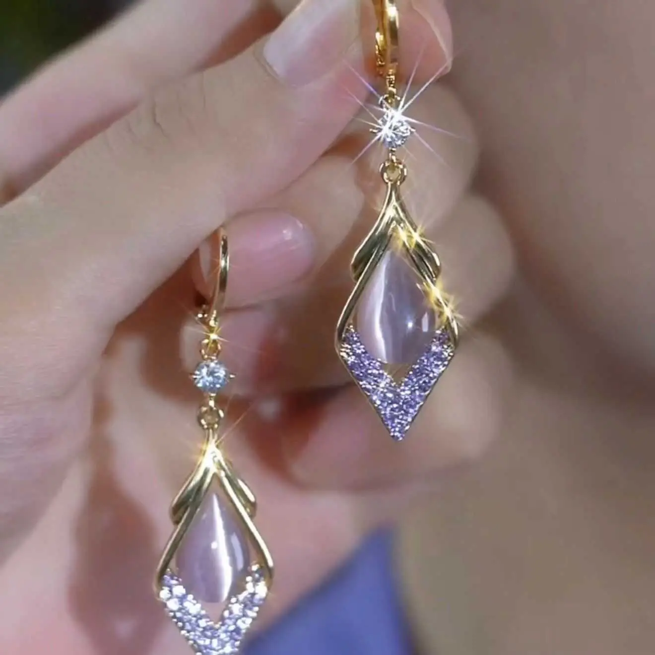 Purple Cat's Eye Stone Diamond-Shaped Earrings for Women 2025 Sophisticated Jewelry Niche Elegant Ear Studs Ear Hooks HNAL38
