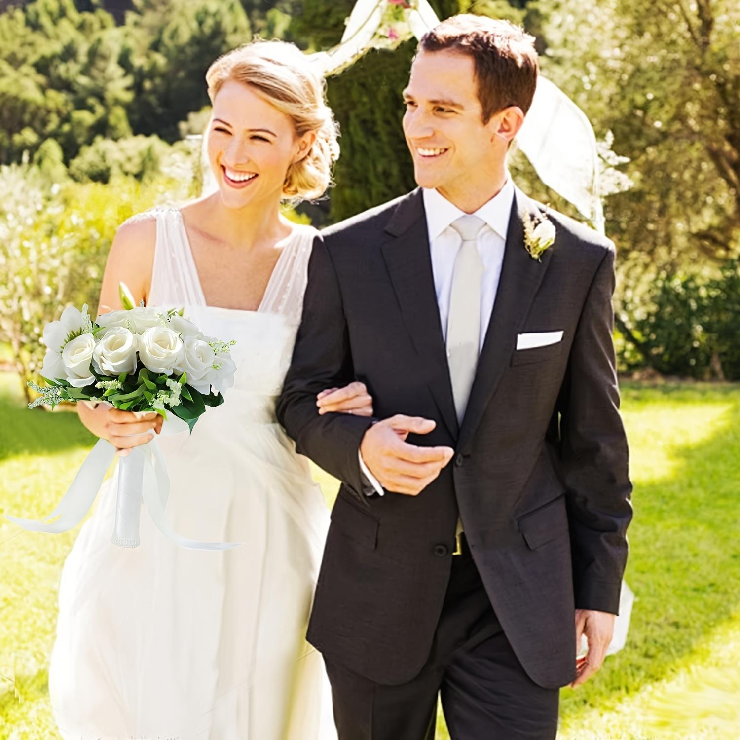 3-piece set of white rose wedding bouquets suitable for brides, elegant artificial rose boutonnieres suitable for grooms and groomsmen, wrist flowers for brides and bridesmaids, wedding decorations, wrist flowers for mothers, bridal shower hand-tossed bou