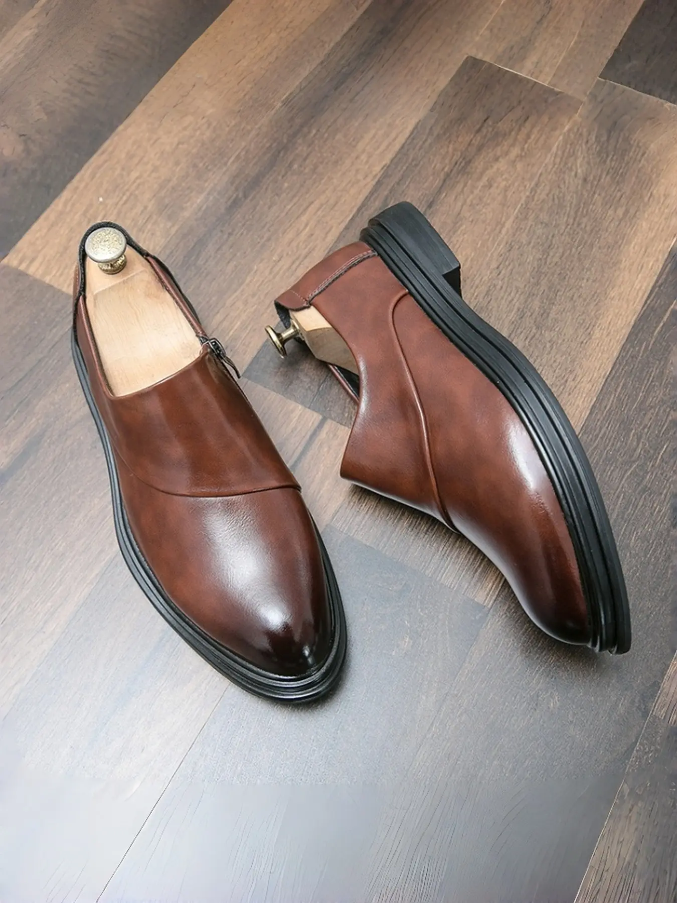 Gloss Cowhide Brown Side Zipper Loafers For Men Slim Point Toe Full Edge Stitching Durable Stacked Thick Platform All-Match Leather Shoes