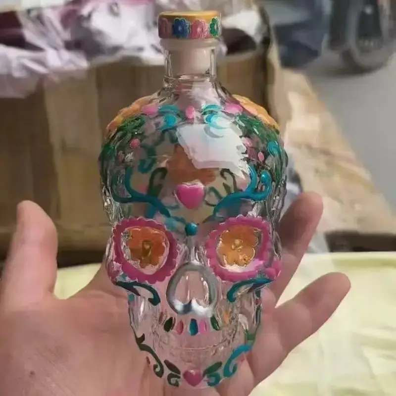 New Whiskey Skull Bottle Set, Glass Pourer, Spirits Serving Kit, Unique Barware, Essential Alcohol Accessories, Stylish Drinkware