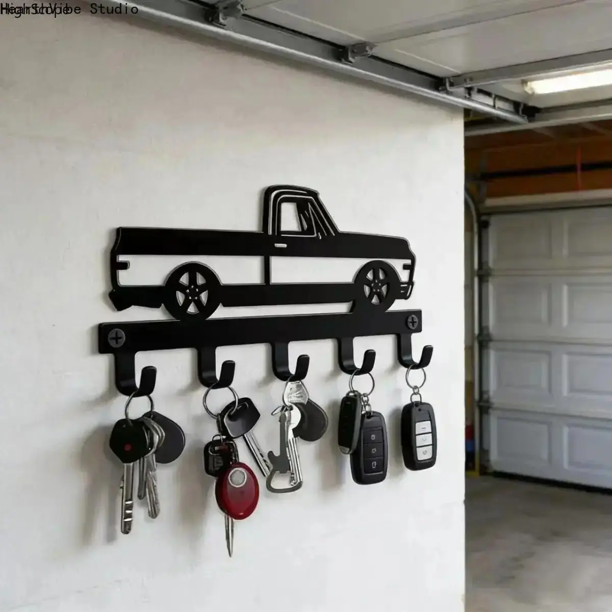 Vintage Industrial Cast Iron Truck-Theme Key Holder, Wall-Mounted Metal Organizer Rack for Entryway Garage Use, Rustic Farmhouse Heavy-Duty Decorative Coat Towel Hanger, Unique Gift for Truck Owners, Entryway Decor