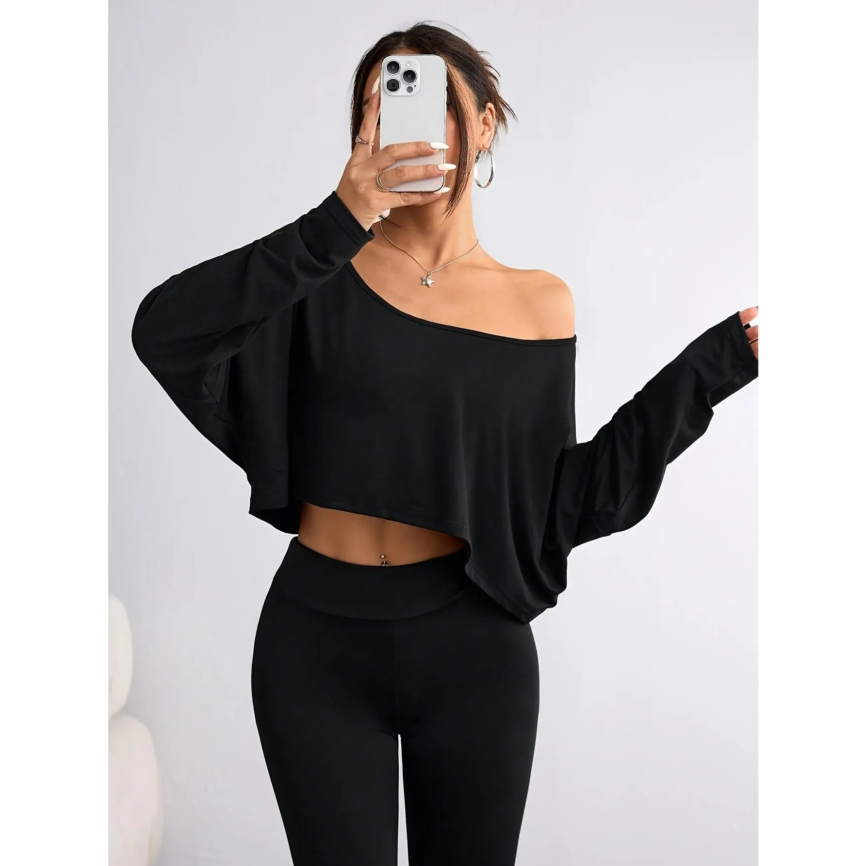 Women's Casual Off the Shoulder Top, Sporty Chic Batwing Sleeve Pullover in a Solid Color Mid-Stretch Knit Fabric, All Seasons, Off Shoulder, Elastane, Polyester Blend Knitwear Womenswear