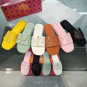 Women’s Rhinestone Flip Flop Sandals - Lightweight Flat Beach Slippers for Summer, Vacation and Daily Wear