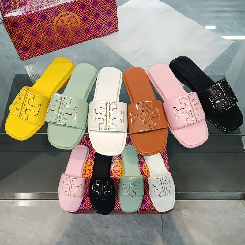 Women’s Rhinestone Flip Flop Sandals - Lightweight Flat Beach Slippers for Summer, Vacation and Daily Wear