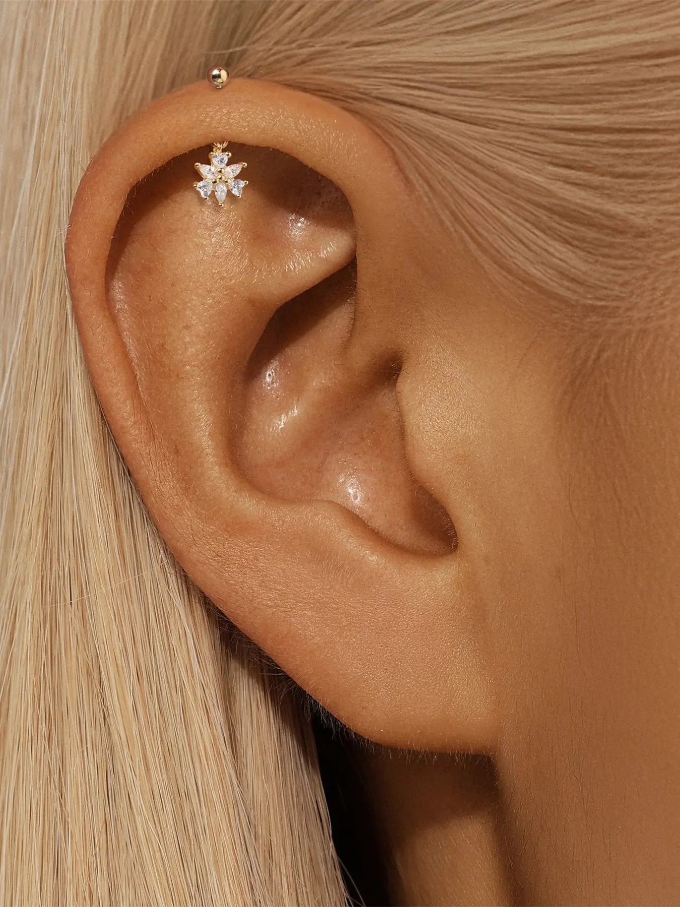 1pc 16G 925 Sterling Silver Cubic Zirconia Flower Cartilage Earrings Tragus Piercing Studs Dainty Ear Jewelry for Women