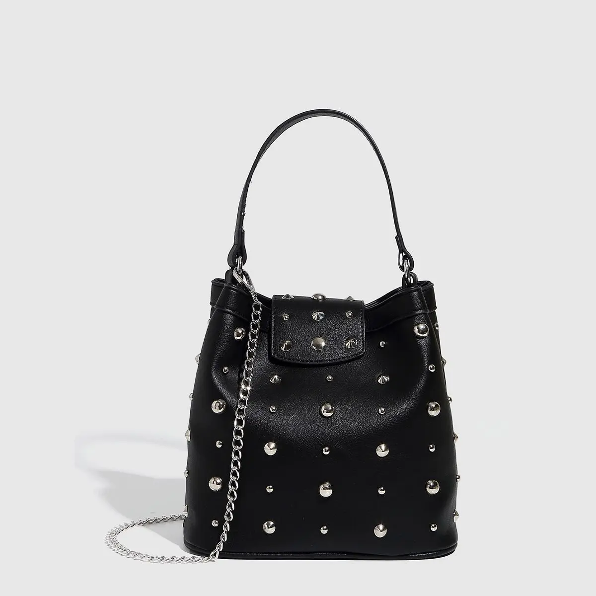 Round Metal Studded Bucket Bag for Women, Punk Y2K Edgy Handbag, Versatile Shoulder Crossbody Purse, Niche Streetwear Daily Bag