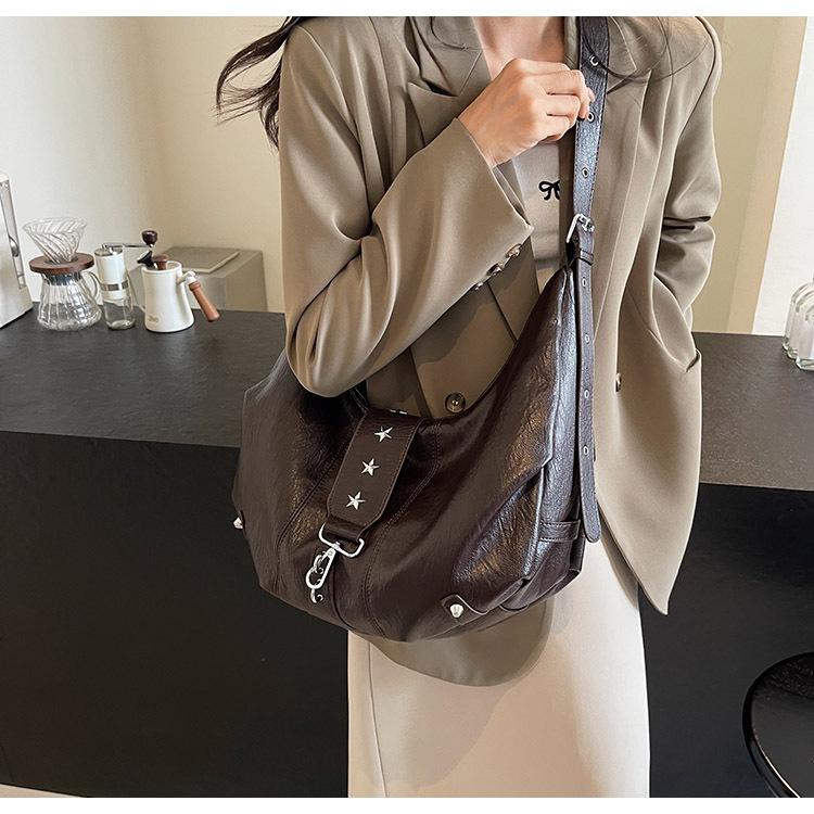 Large Capacity Bag for Women – Casual Fashionable Retro Crossbody Bag with Shoulder Strap – High-End Style Dumpling Bag Trend