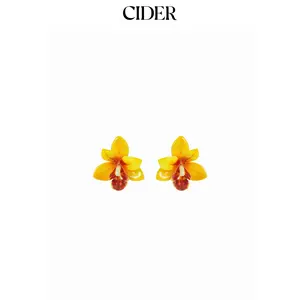 Cider FLOWER STUD EARRINGS