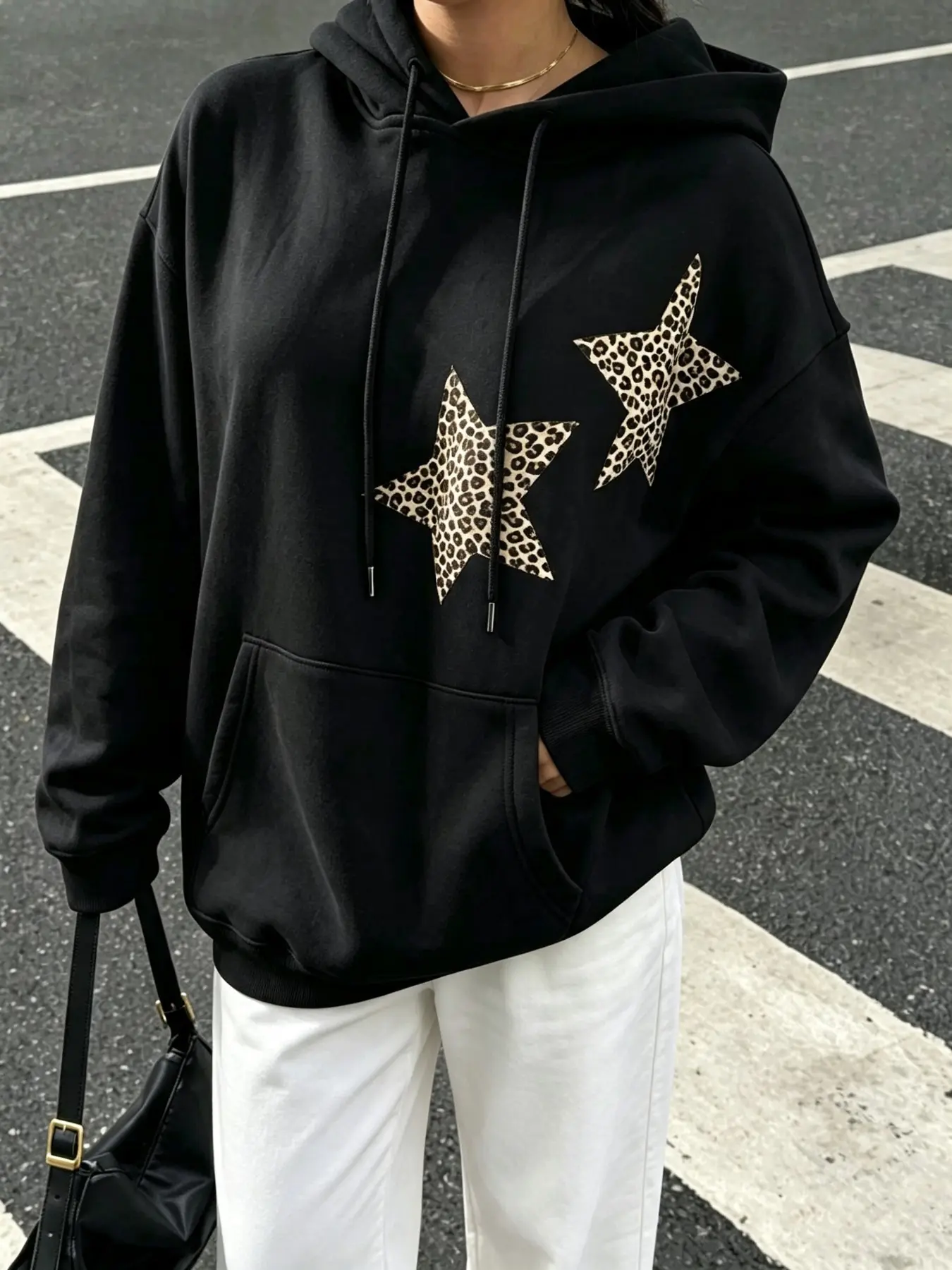 Women Oversized Leopard Star Graphic Hoodie Y2K Vintage Streetwear Aesthetic Hooded Sweatshirt Daily Commute Teen Girls Skater Athleisure Campus Loose Drawstring Pocket Top Viral TikTok Fashion Hip Hop Grunge Everyday Street Trendy Cute Casual Wear Outfit