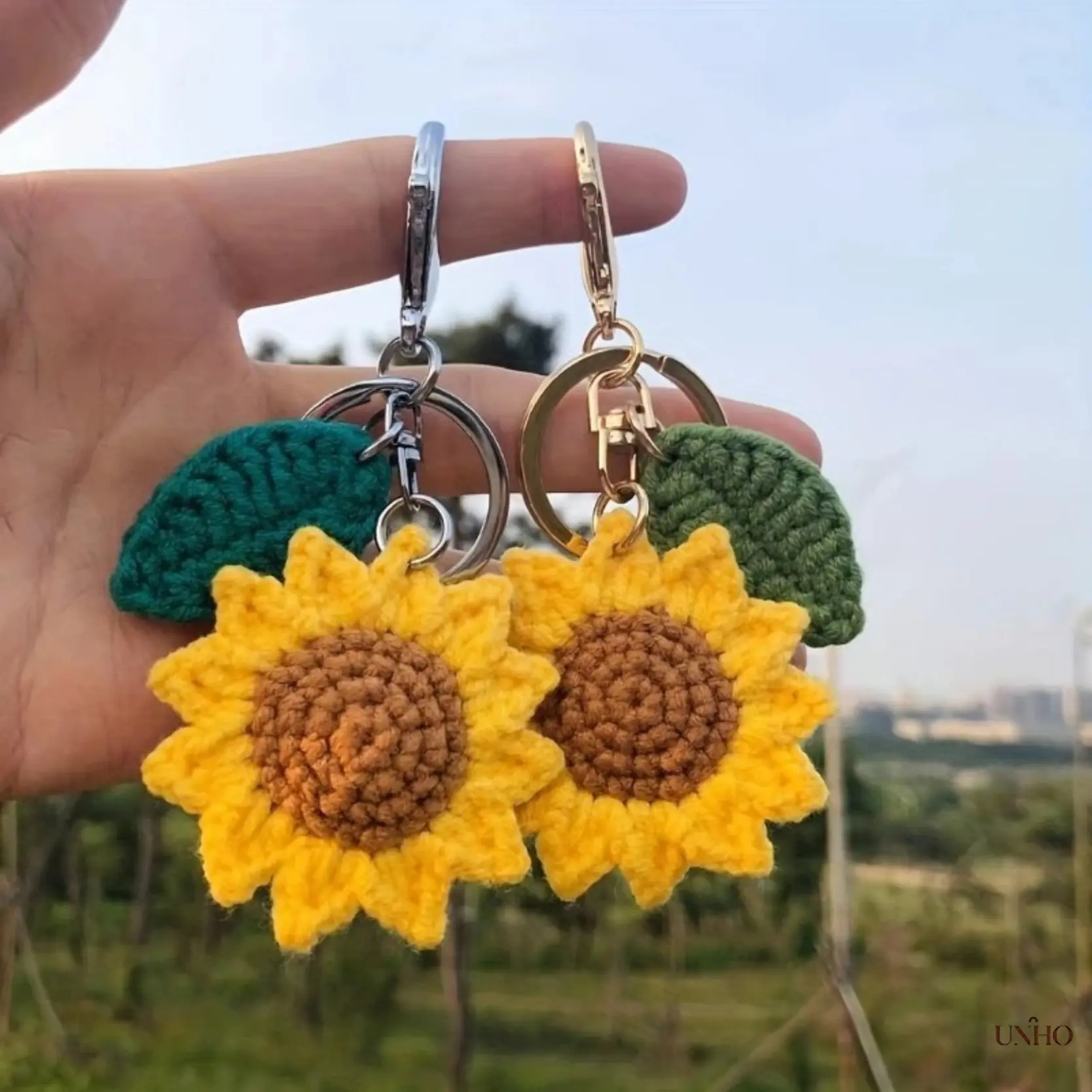 Fresh Sunflower Leaf Bag Charm - Lightweight Floral Motif Forest Vibe Accessory for Students, Daily Wear, Keys, Handbags & Backpacks