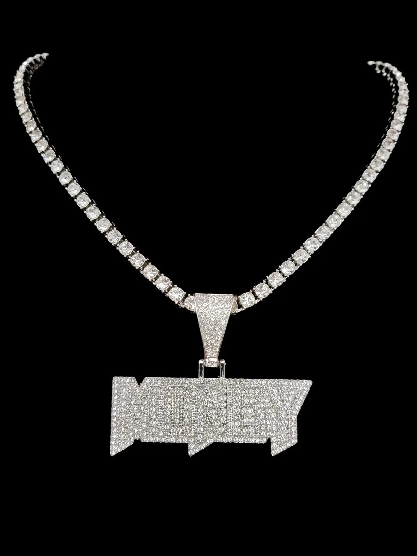 1 Piece Letter Money Shape Pendant with Rhinestone Glass Tennis Chain, Fashionable Chain Decorated, Men Women Hip Hop Alphabet Letter Pendant Necklace Fashion Vintage Jewelry Unisex Street Style, All-Season Accessory, Perfect for Daily Wear or Party Gift