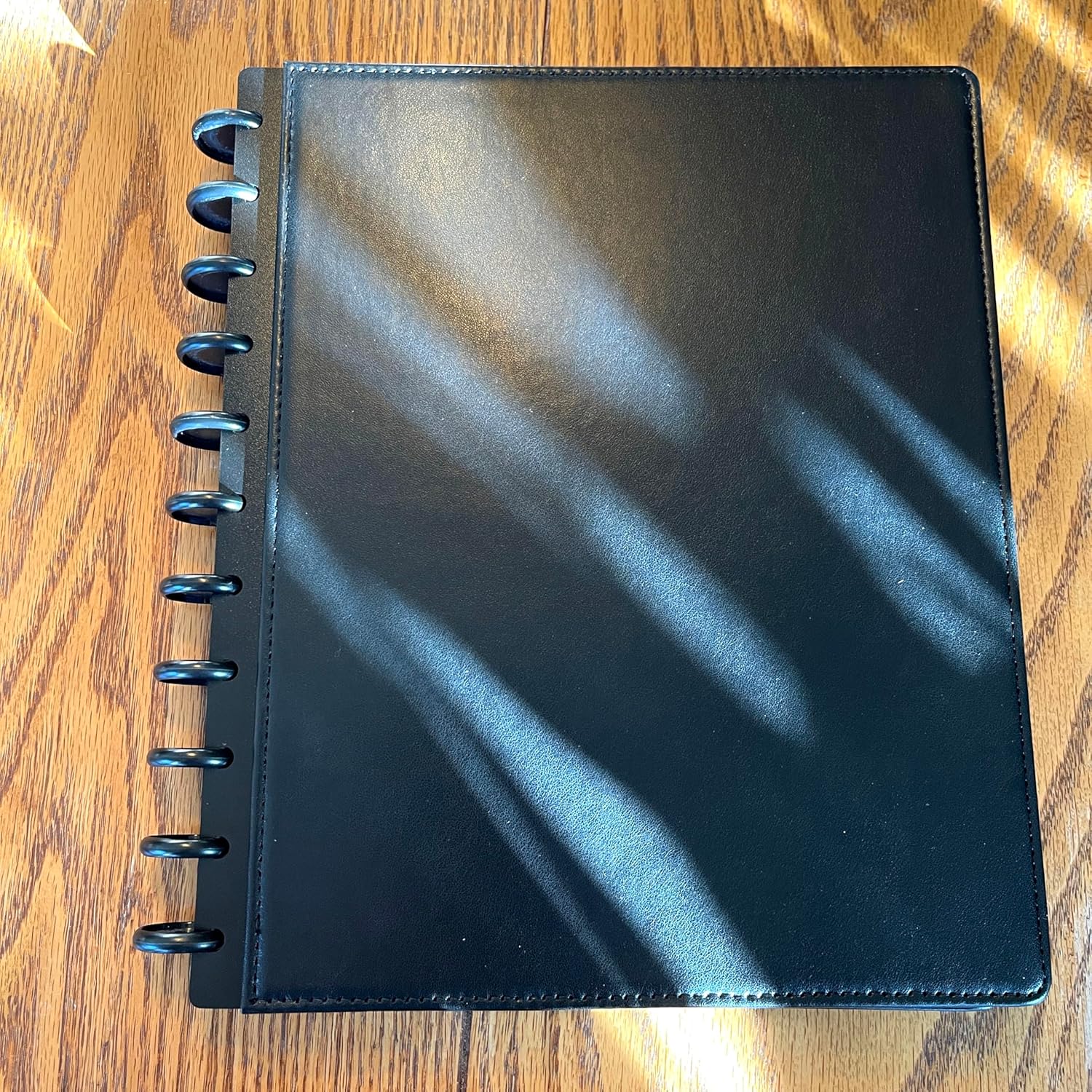 Refillable 11 Disc Discbound Notebook - Letter Size, 75 Sheets, Narrow Ruled PU Leather Vegan PU cover