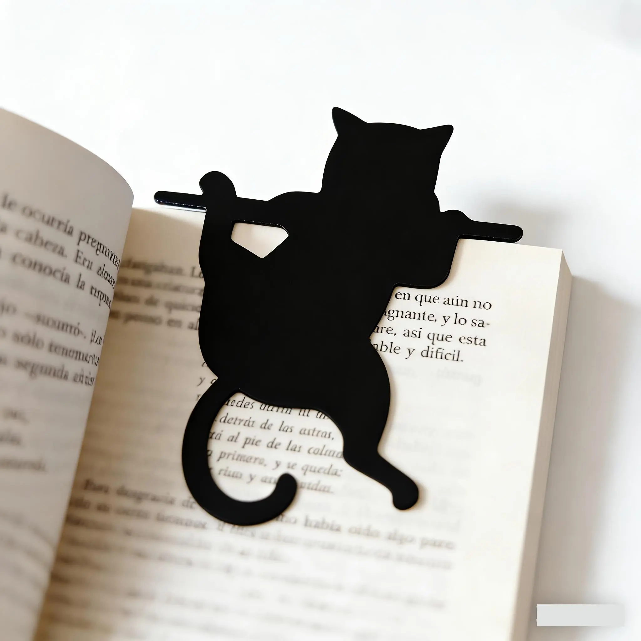 3PC Cute Black Cat Silhouette Metal Bookmarks, Cartoon Page Markers for Book Pages, Novelty Animal Stationery Gift for Book Lovers, Indoor Recreation Accessory, Silhouette Set