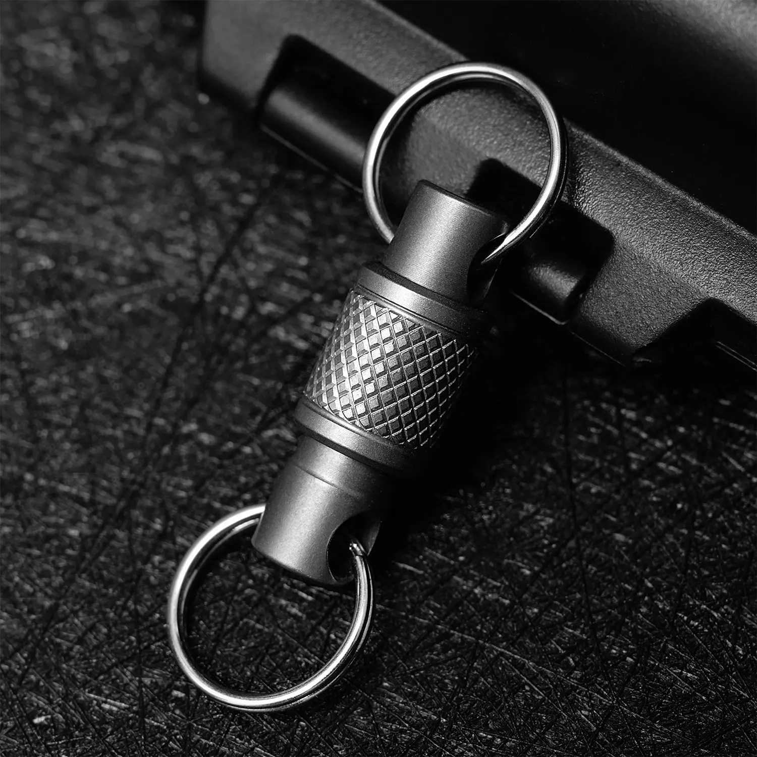 Titanium 360° Swivel Pull Apart Keychain, Quick Release Secure Lock, Dual Key Rings, Minimalist Edc Detachable Key Separator, Keychain Clip