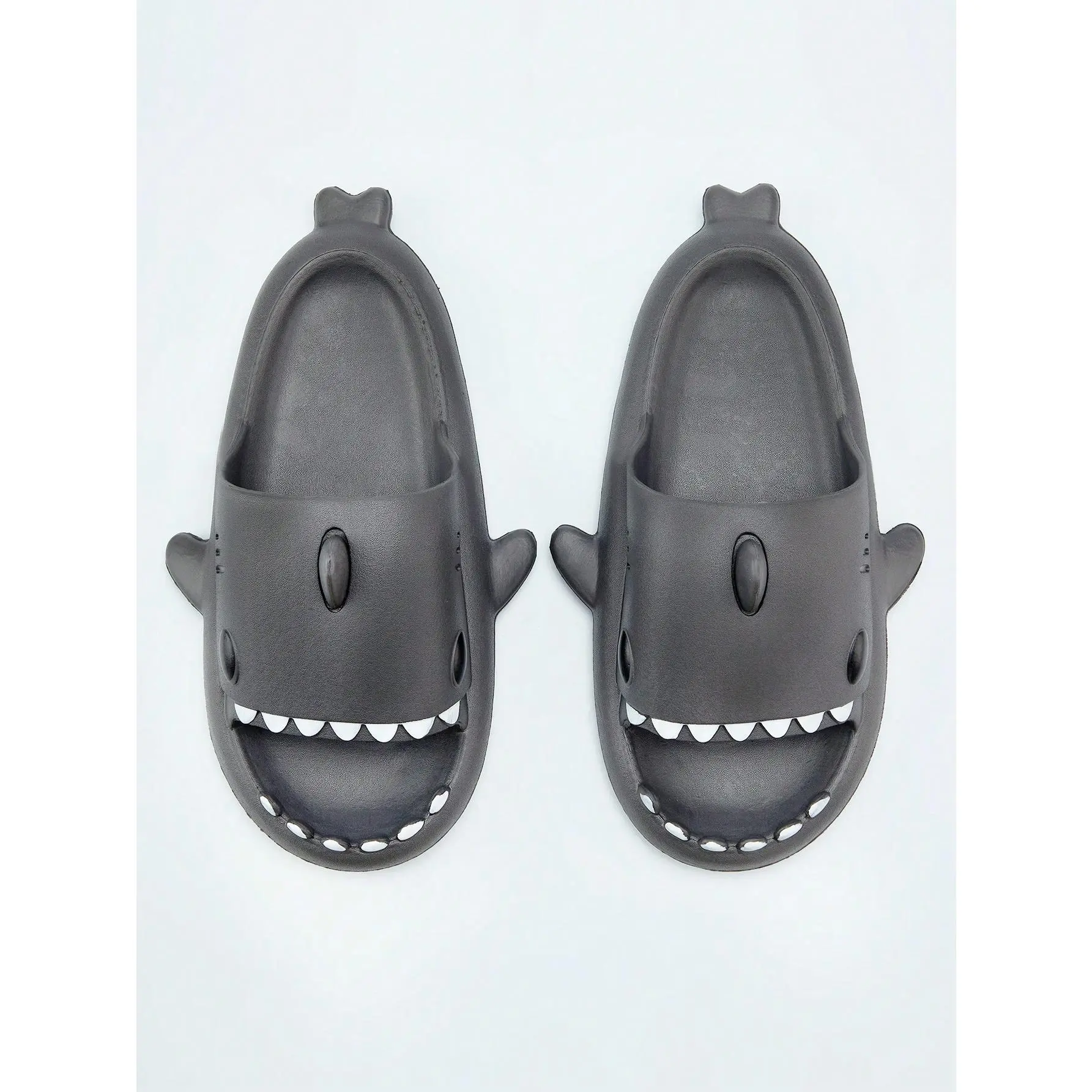 Fall/Winter Funny Shark Slip-On Slippers, Soft And Comfortable, Fashionable Couple Slippers, Open-Toe Slides, Beach Vacation Style, Water Shoes, Crazy Couple Novelty Shoes, Cartoon Cute Funny Shoes, Unisex Slippers