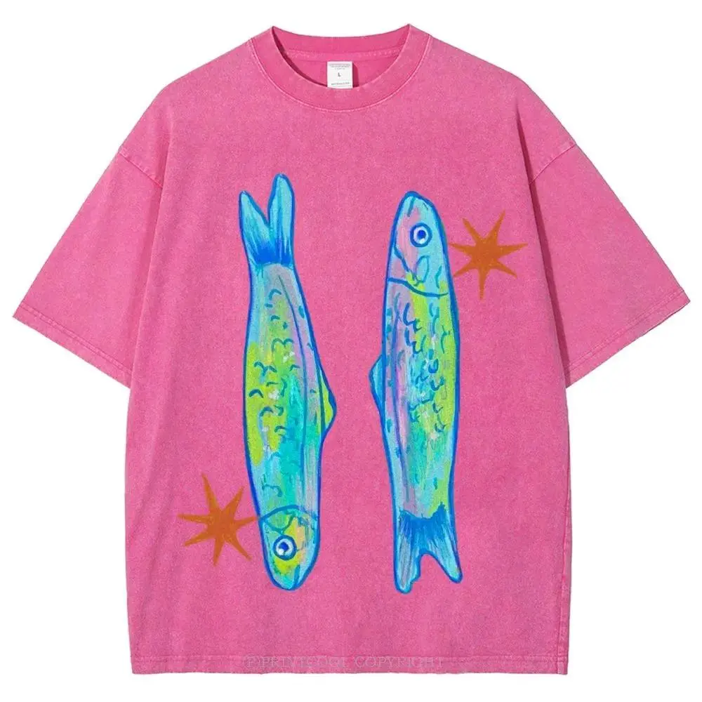 Vintage Washed T-Shirt with Gradient Fish Print, Women's Oversized 100% Cotton Streetwear, 2000s Aesthetic Top, Tshirt, Soft, Digital Print, Aquatic Art, All Seasons, Basic, Casual, Cold Wash, Cultural Resonance, Baggy, Acid Wash