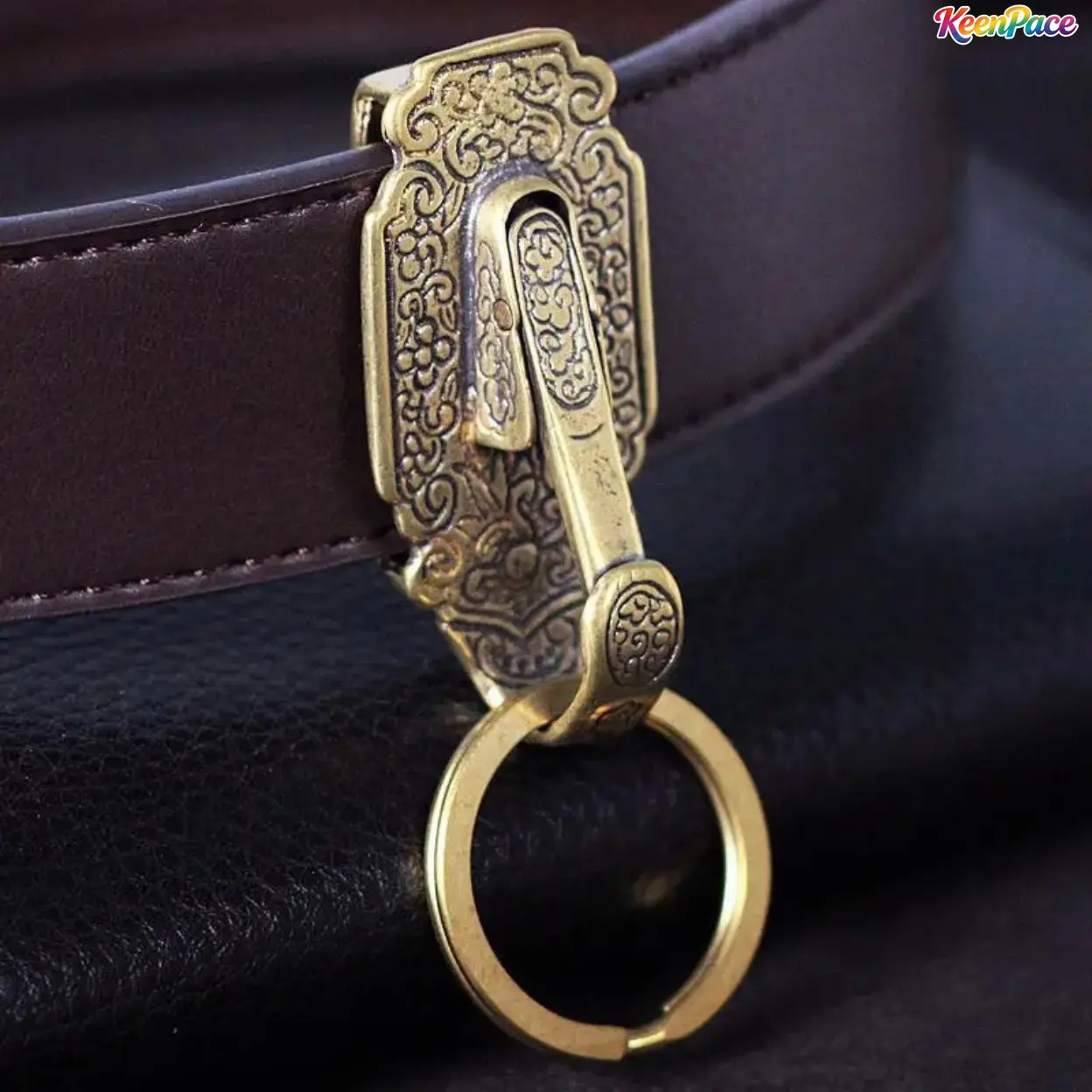 Pure Brass Belt Clip Keychain Buckle - Vintage Sturdy Lock-Spring Waist Carry Accessory, Anti-Friction Natural Patina Daily Key Holder, Sentimental Novelty Gift for Men’s Birthday, Father’s Day (Sports & Outdoor Use),back to school,back to school haul