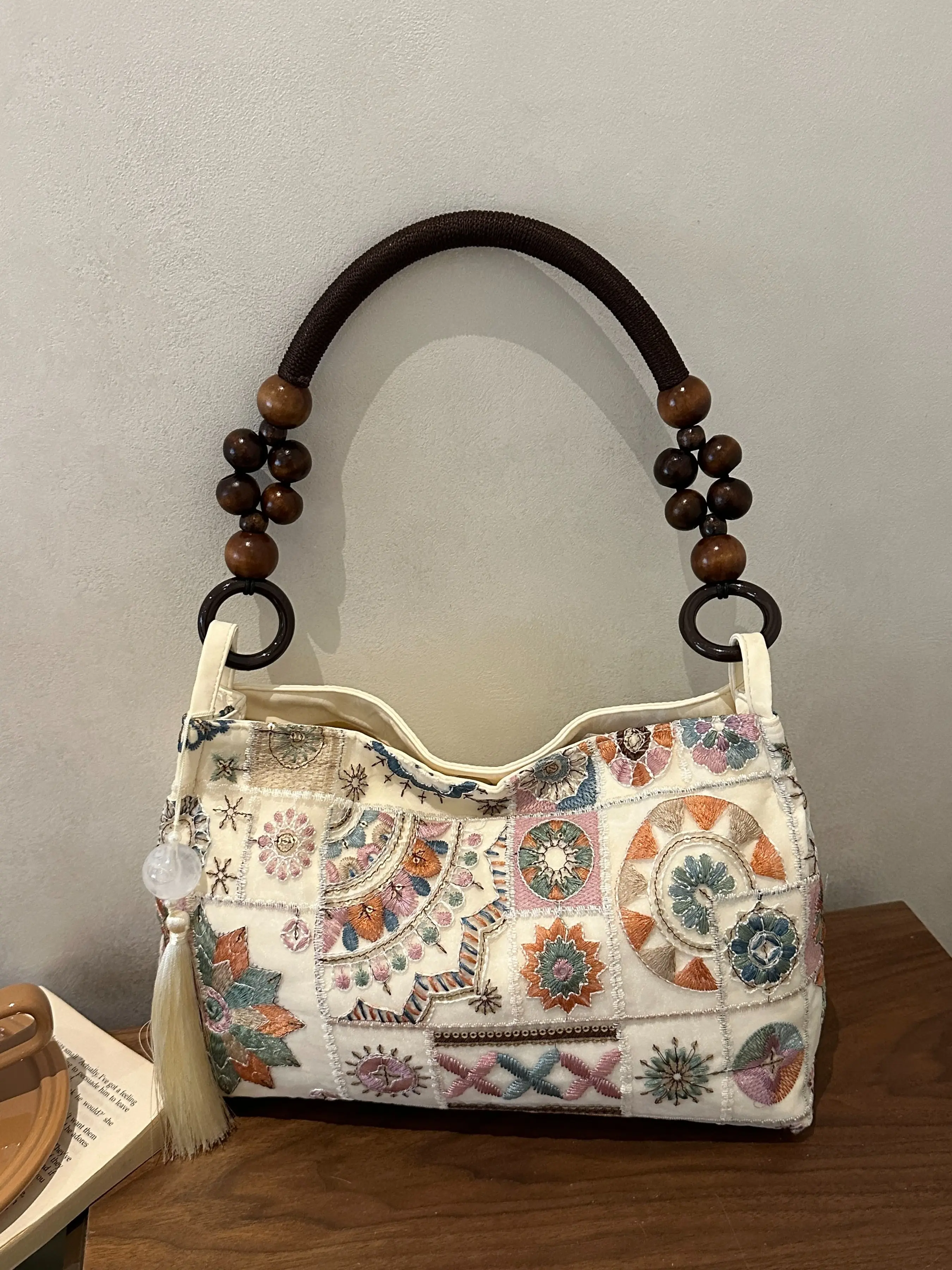 Boho Floral Embroidered Embellished Aesthetic Shoulder Bag, Wooden Bead Handle, Fringe Accessories, Vintage Ethnic Women's Daily Commute Clutch, Perfect for Shopping & Travel