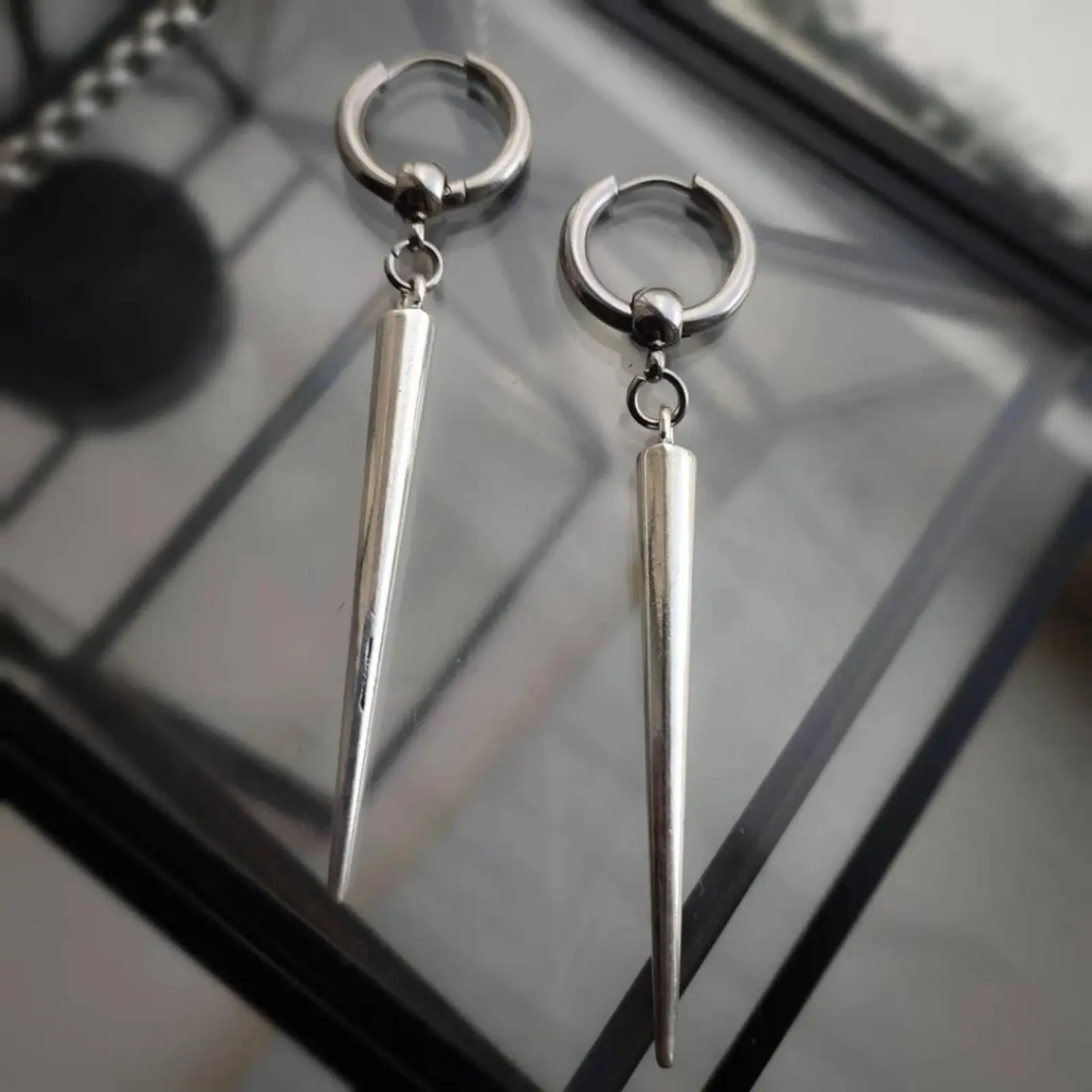 Punk Long Spike Cone Dangle Hoop Earrings, Silver Rivet Taper Pendant Huggie Ear Hoops, Gothic Y2K Conical Drop Ear Jewelry for Women Men Streetwear Concert Party Out