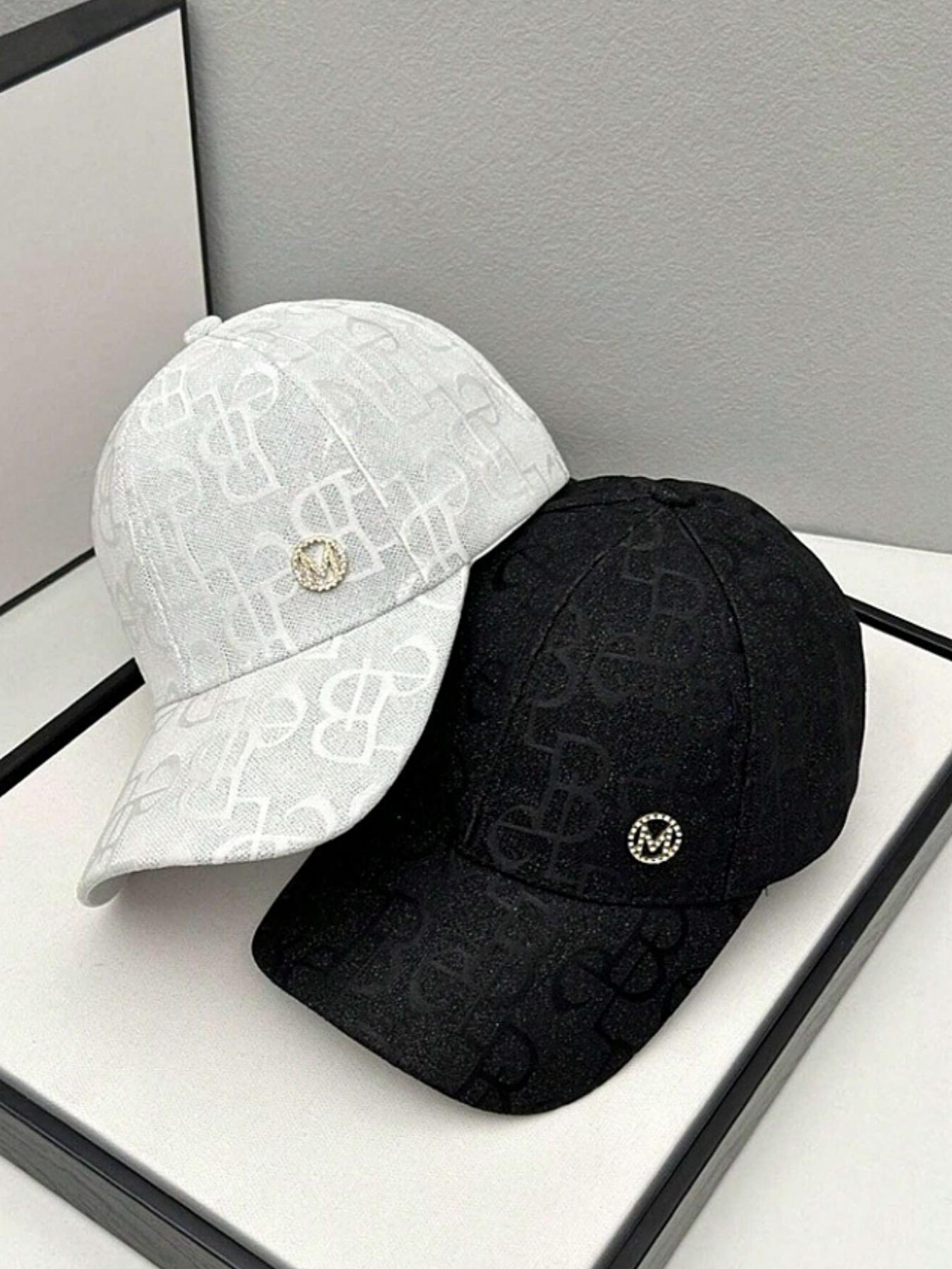 1 piece embroidered M-letter rhinestone decorated baseball cap, all season outdoor sunshade and sun protection duckbill cap, high-end fashionable casual trendy hat, suitable for daily travel and outdoor sports, Adjustable hat