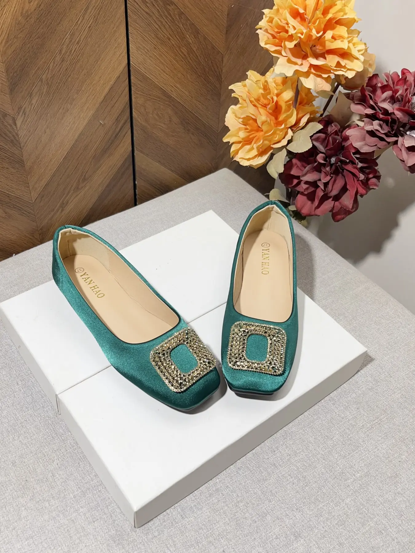 Vintage Satin Square Toe Flat Shoes for Women, Comfortable Soft Sole, Elegant Rhinestone Design, Perfect for Office and Parties, Flats Shoes Women