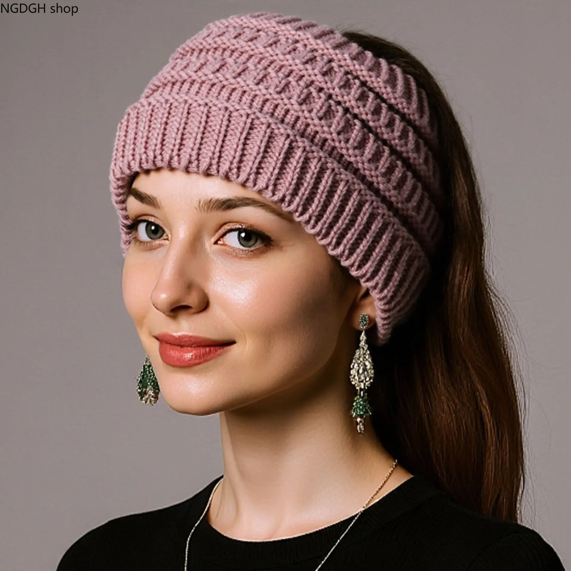 Women Knit Ponytail Beanie, Warm Cable Knit Messy Bun Skull Cap, Stretchy Soft Winter Head Hat, Breathable Open Top Design, Fashion Casual Accessory for Daily Commute, Walking and Outdoor Activities
